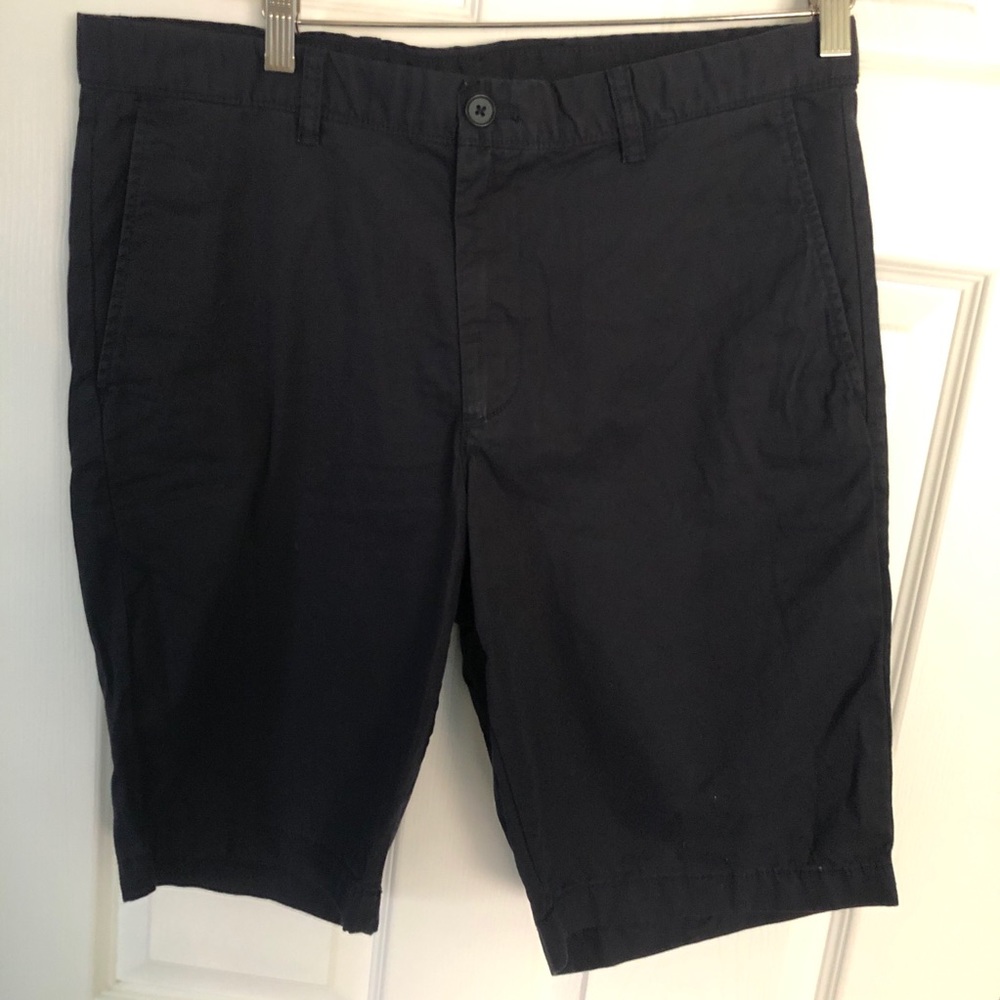 Uniqlo men’s L 33-36 navy shorts EUC